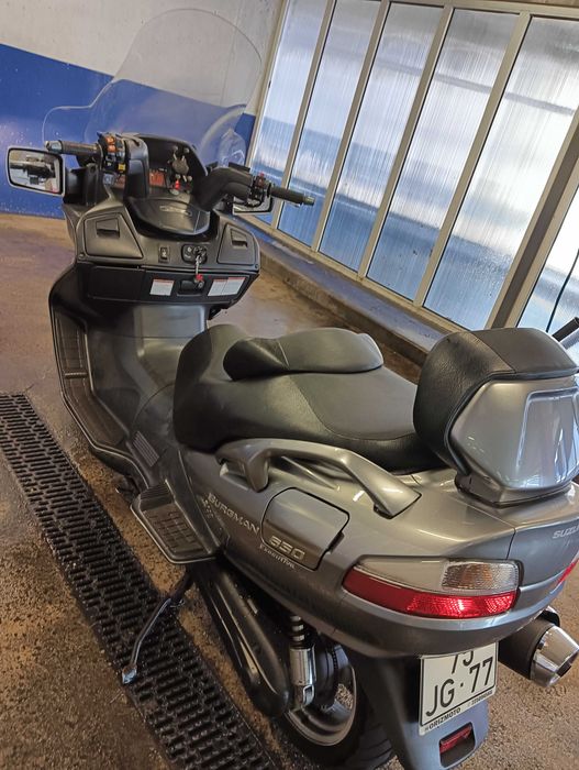 Suzuki Burgman 650cc executive