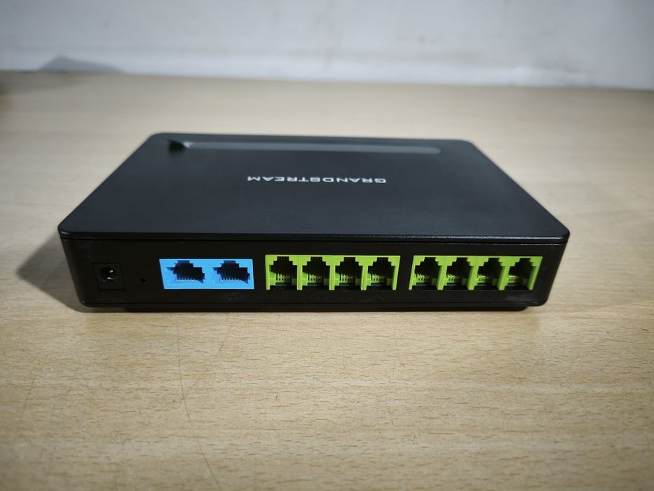 VoiP Шлюз Grandstream H818