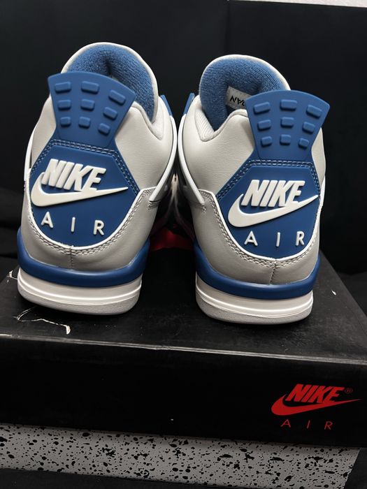 Jordan 4 Military Blue