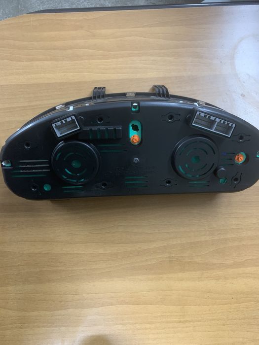 Панель приборів Kia Madgentis дизель