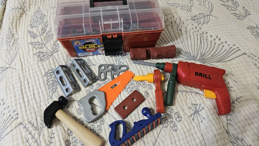 Дитячий набір інструментів "Junior Builder  Deluxe"  у валізці+ додаткові деталі+ мотоцикл