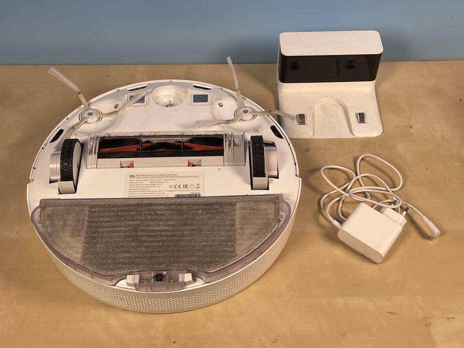 Robot sprzątający XIAOMI Mi Robot Vacuum-Mop Essential MJSTG1