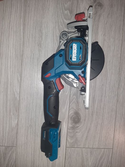 Piła tarczowa akumulatorowa Erbauer G2 ERI1081CSW 18V EXT tarcza 120mm
