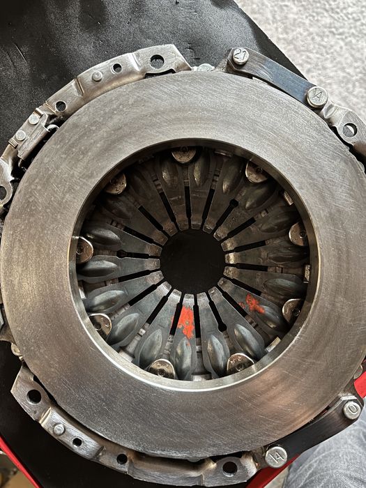 Sprzęgło alfa 159 1.9