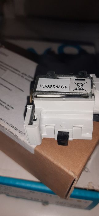 Незалежний розчіплювач LEGRAND