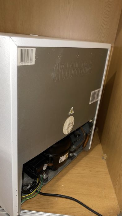 Frigobar / Mini Frigorífico KUNFT