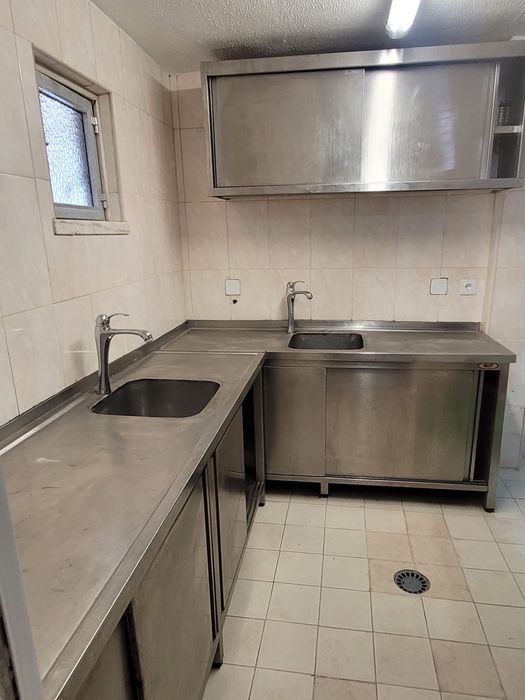 Lote de equipamentos completo para restaurante ou café