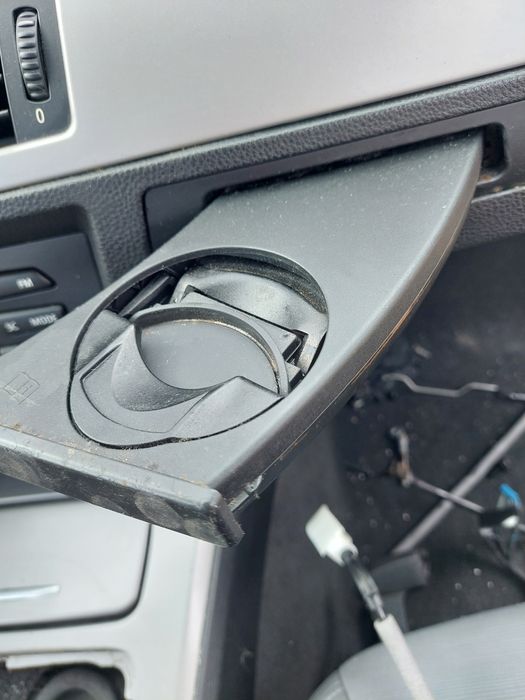 cupholder na kubki pasazer kierowca listwa bmw e90 e91 e92 e93 europa