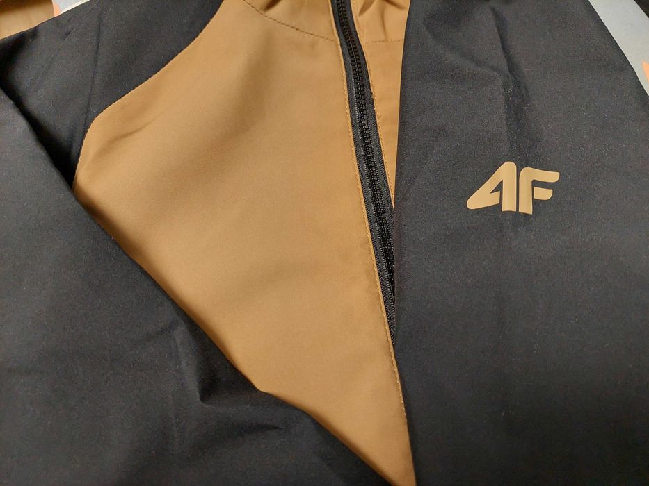 Kurtka trekkingowa chłopięca membrana 5000 4F