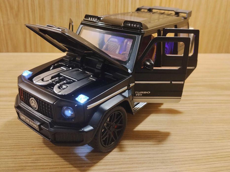Модель Mercedes-Benz Brabus G-klass 1:24 автоэксперт металл свет звук инерция Мерседес Мерс Гелик Брабус машинка
