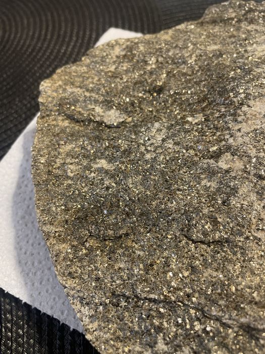 Kamień ozdobny piryt ,duży