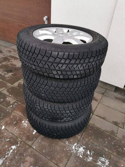 Komplet Kół Felgi Oryginalne Honda CR-V III Opony Zimowe 225/65 R17