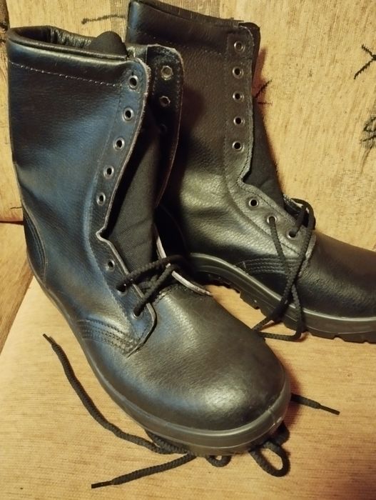 Продам берци демісезонні