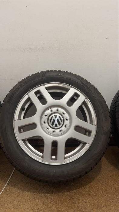 Jantes R16 com pneus