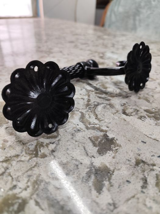 Кованая ручка новая