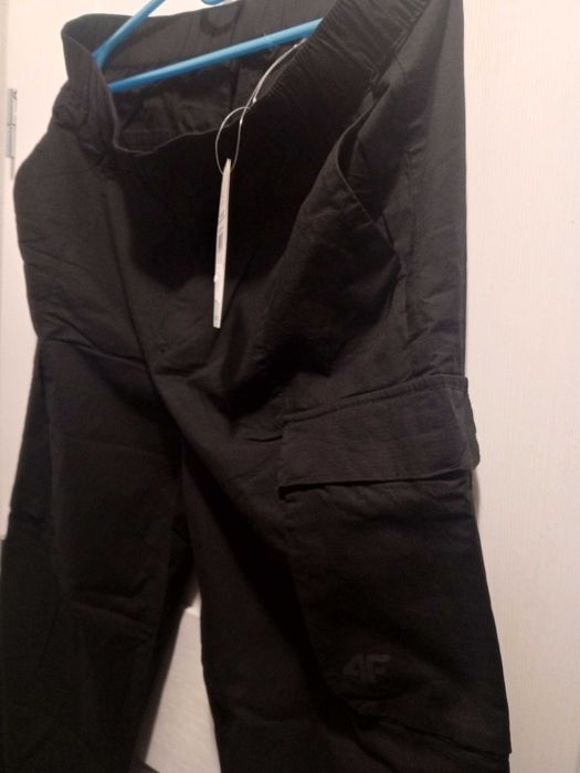 Spodnie męskie  bojówki 4F roz L