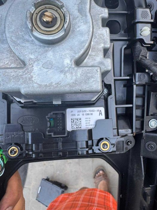 Tunel środkowy wybierak biegów panel klimatyzacji RANGE ROVER EVOQUE I