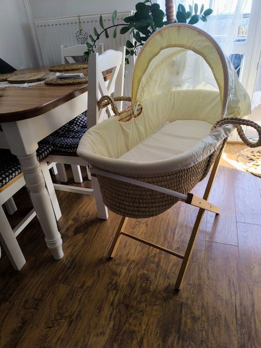 Sprzedam kosz wiklinowy