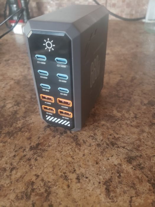 Зарядка для телефона и павербанка