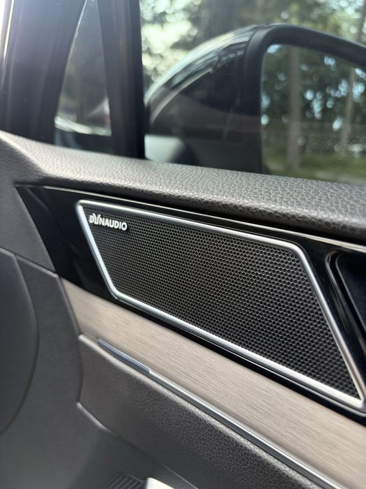Volkswagen Passat  B8.  2015
