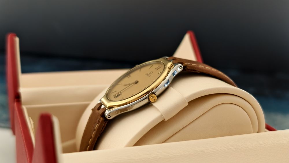 Omega De Ville; OURO 18K; Edição
Comemorativa