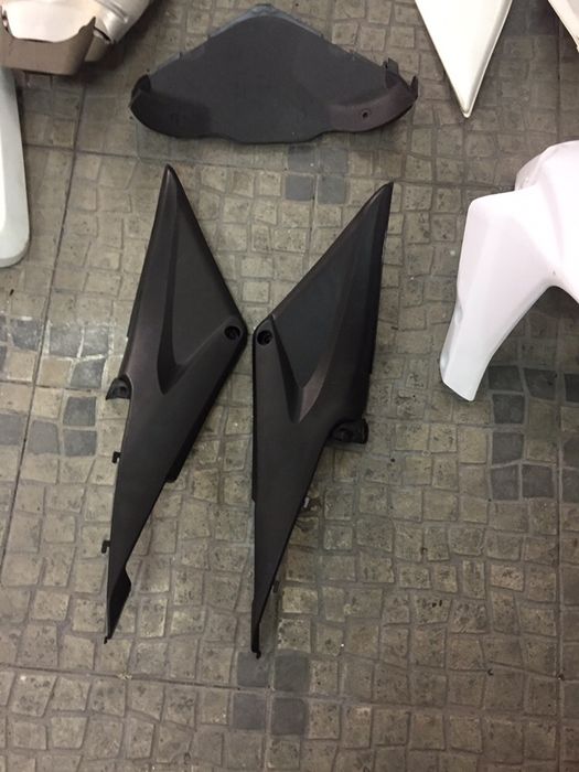 peças cbr 600rr cbr600rr material que sobrou de reparação que fiz em 2