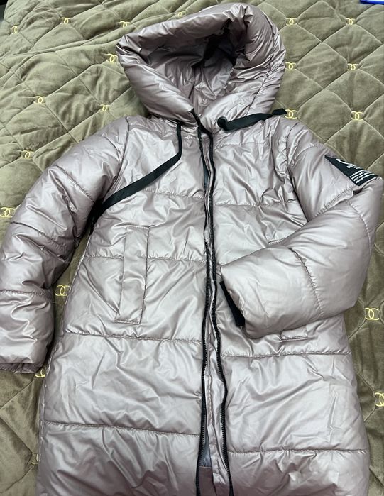 Куртка на зиму тепленька