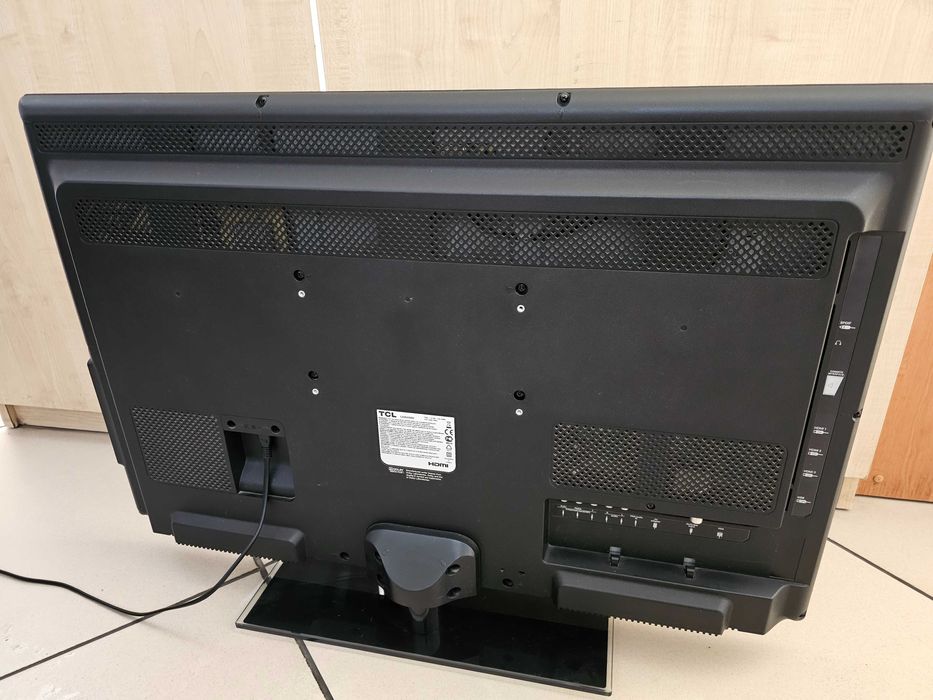 Telewizor TCL L32D3300C 32" HD Ready