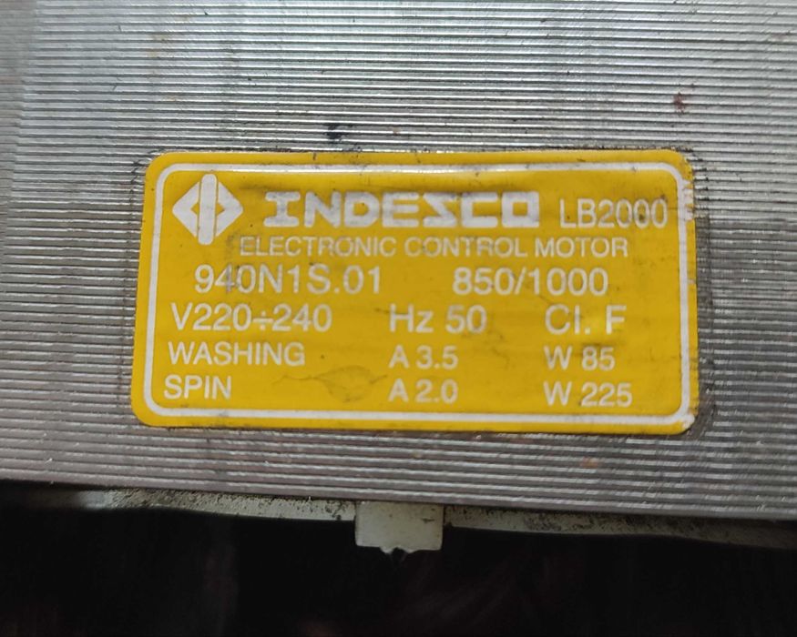 Двигун пралки Indesit