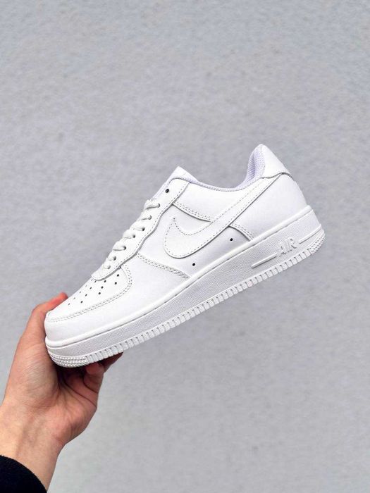 Nike Air Force 1'07 Low All White  кросівки 36-46