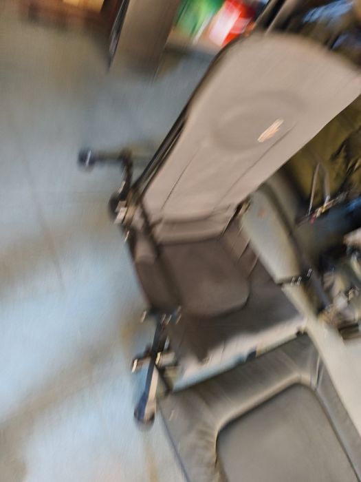 Fotel Elektrostatyk z podnóżkiem