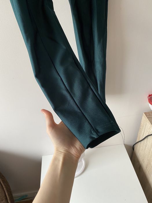 Stradivarius butelkowe połyskujące spodnie legginsy zamek wysoki stan