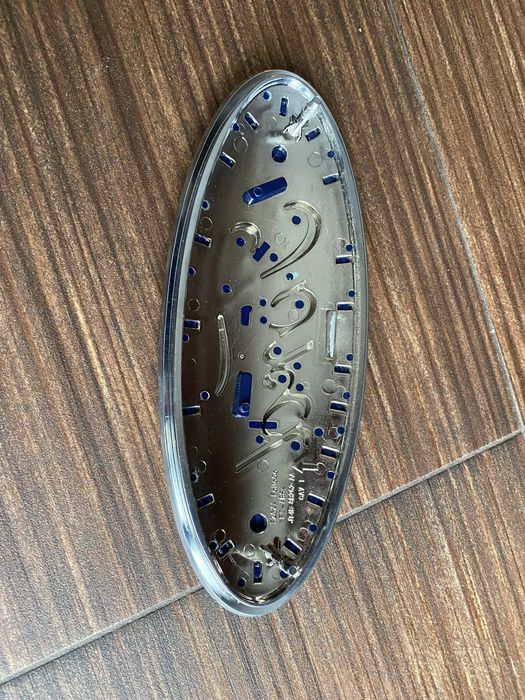 Zamek maski emblematy