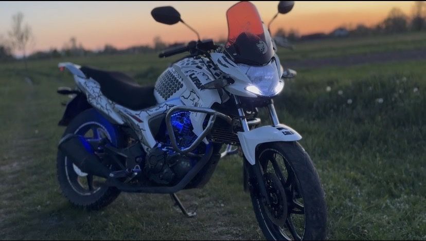 Продам Lifan kp-200