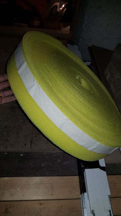 Pianka samoprzylepna do dyletacji