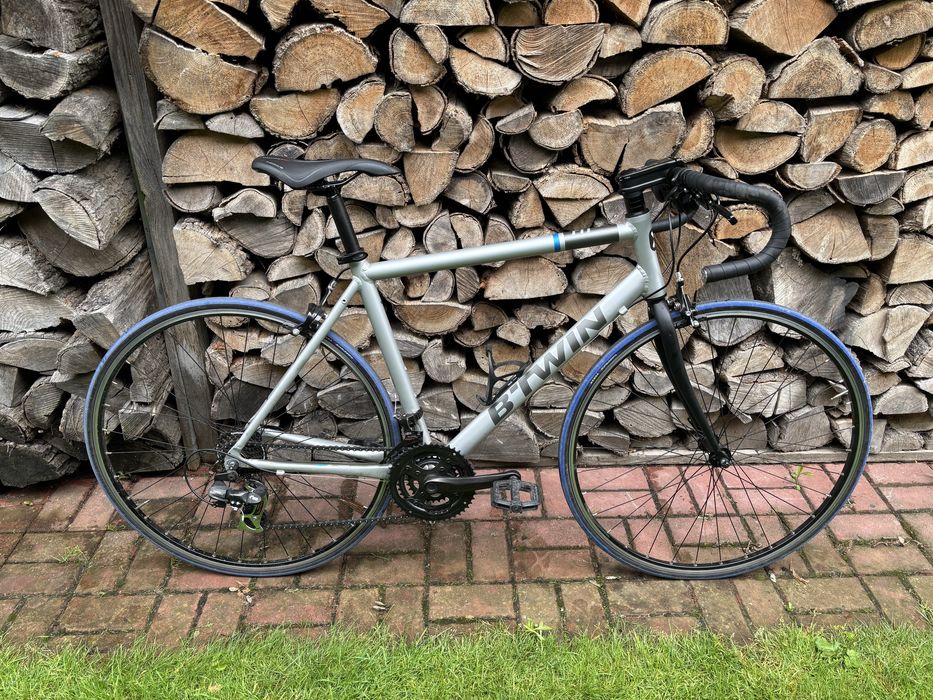 Rower szosowy Btwin