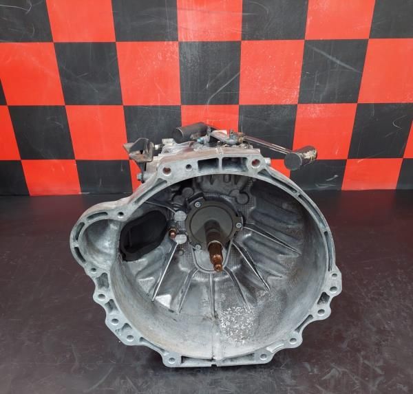 Caixa de velocidades manual NISSAN Cabstar Chassis (F24M, F24W)