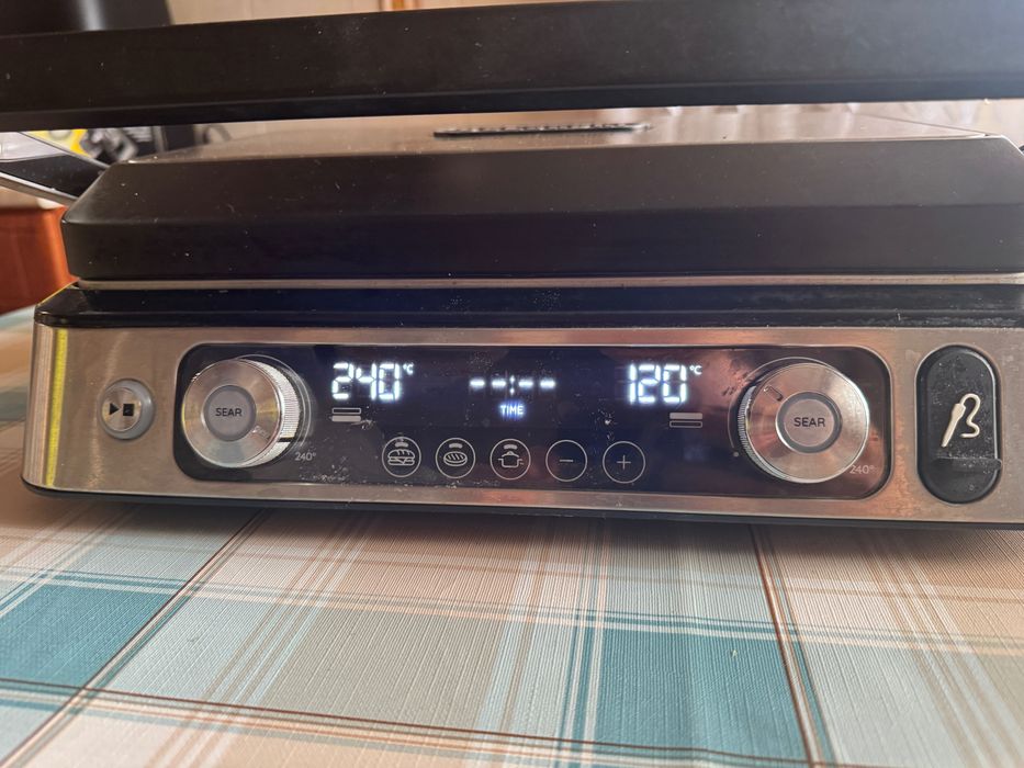 Мультигриль DeLonghi MultiGrill 1100