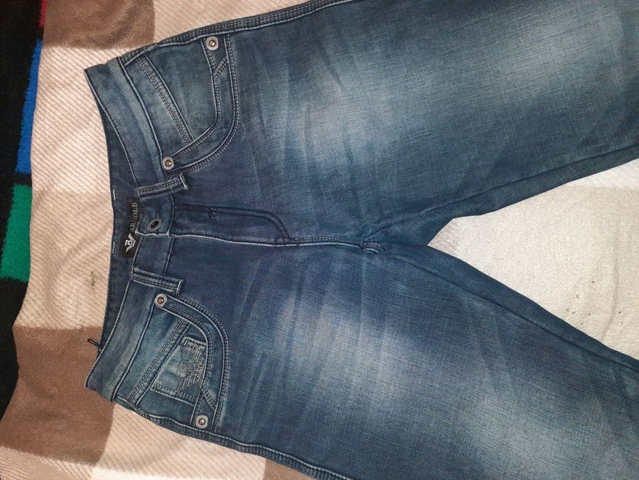 Продам мужские   джинсы  на флисе