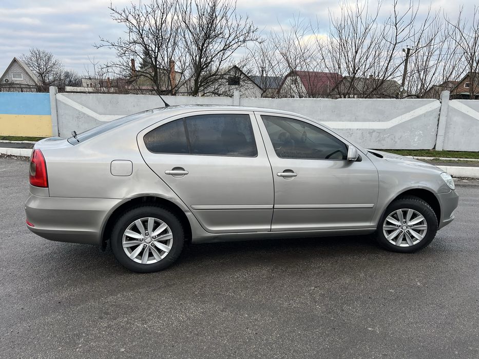 Продам шкоду оквавию