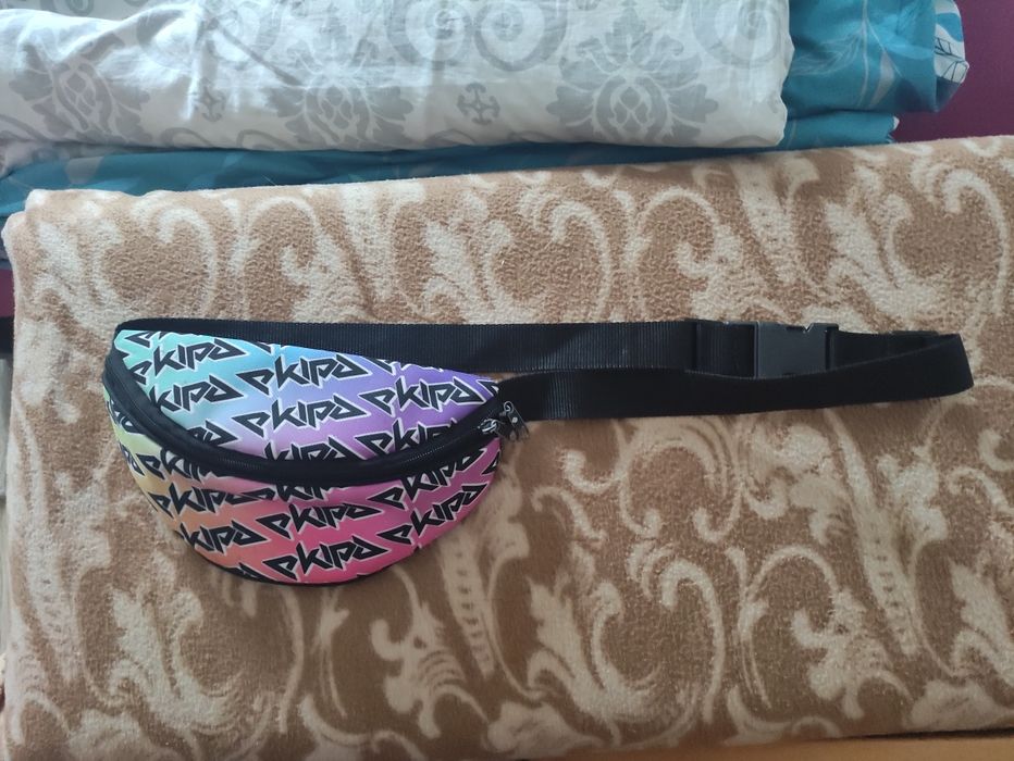 Nerka torba biodrowa