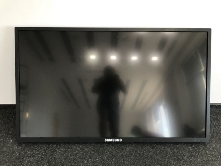 Професійний дисплей Samsung SyncMaster 520DX (б/в),монітор,телевізор