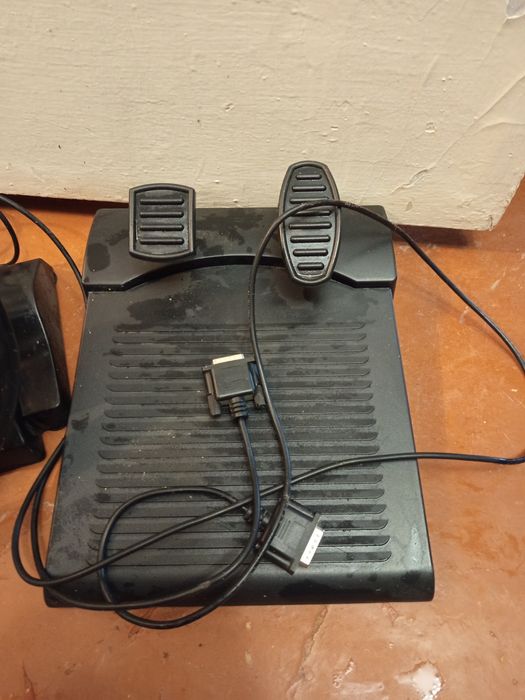 Продам игровую консоль