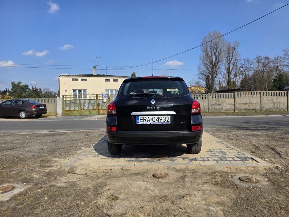 Renault Clio 1,5 (3,5л/100км) турбо-дизель 2012 рік