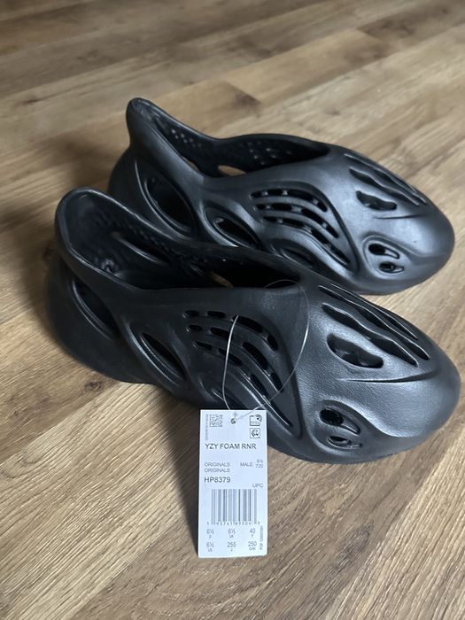 adidas yeezy foam runner - купити чоловіче взуття - Ціна на OLX.ua