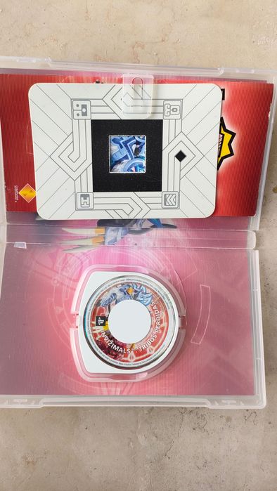 Pack Invizimals + Câmara Go!Cam para PSP