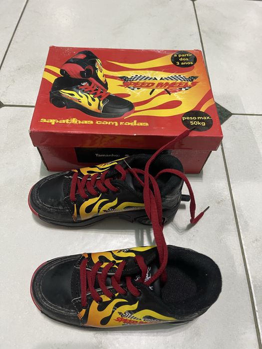 Tenis Skate Hotwheels # 32 “novos”