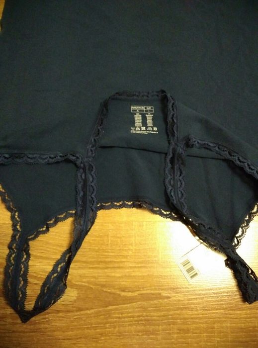 Granatowa bluzka ,podkoszulka,koronka,nowa z metkami S/M/L