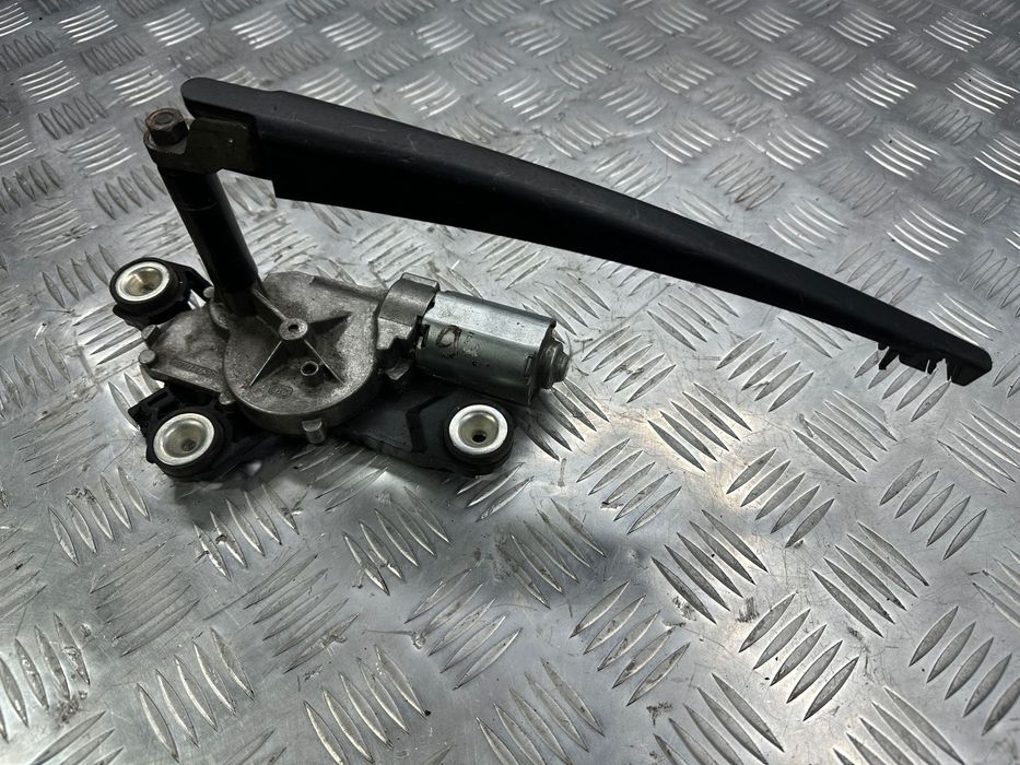 Моторчик стеклоочистителя заднего  ford focus mondeo 3M51R17K441AG