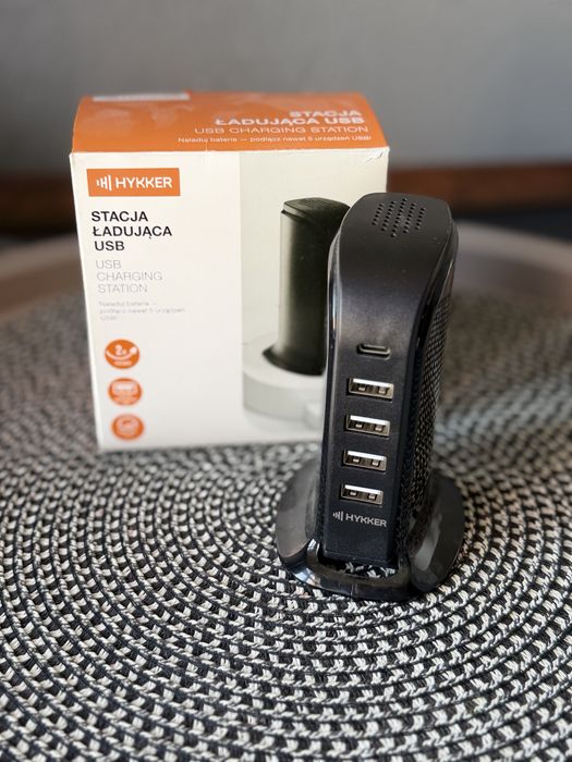 Stacja ładująca USB Hykker